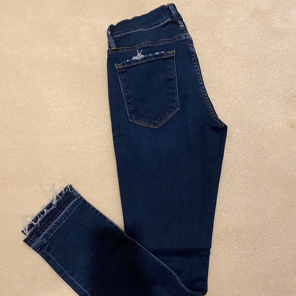 FRAME denim le skinny mid rise dark wash size 28
